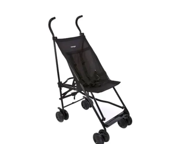 Vendo carrinho da marca Voyage , criança até 15 kg 