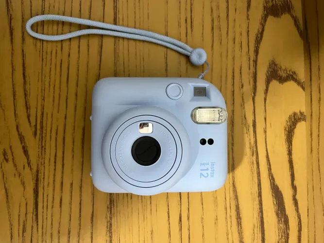 Instax mini 12 azul claro
