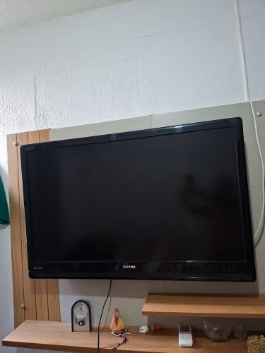 TV Toshiba LCD 42 polegadas