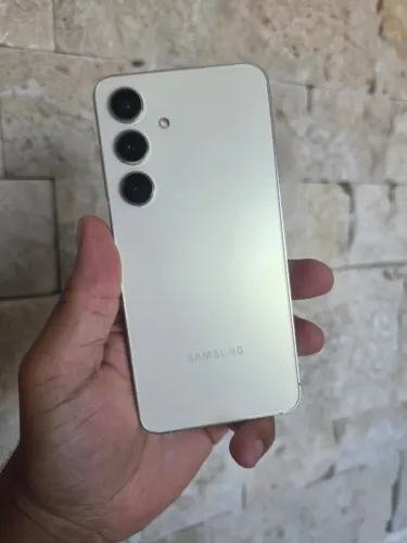 SAMSUNG GALAXY S24 256GB CREME APARELHO TODO ORIGINAL SEMINOVO