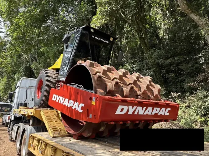 Rolo Compactador Dynapac 2010 CA250-II