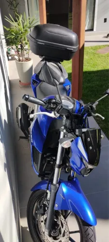 Yamaha Fazer 250 ano 2023 - Apenas 6.700 km