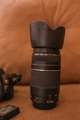 Lente ef cannon 75-300 f-4.6