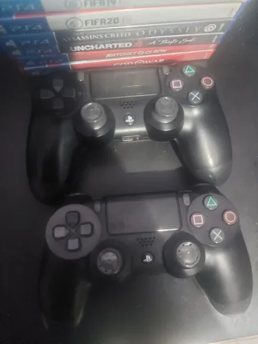 Vendo controles de ps4 originais funcionando perfeitamente 