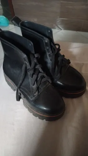 Bota menina número 29/30