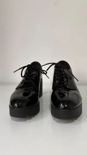 Salto vizano preto brilhante 38