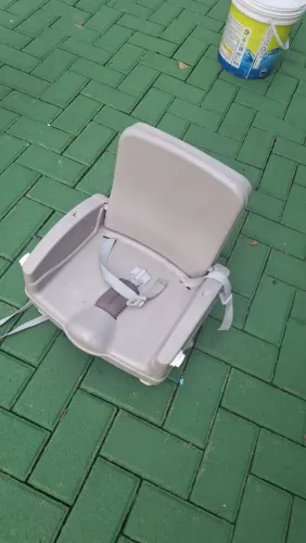 Cosco Kids, Cadeira de Refeição Portátil Smart, Cinza<br>Escolha
