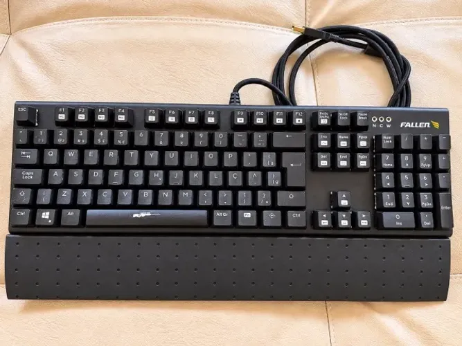 Teclado Mecânico Gamer Fallen Falcão Peregrino, RGB, ABNT2