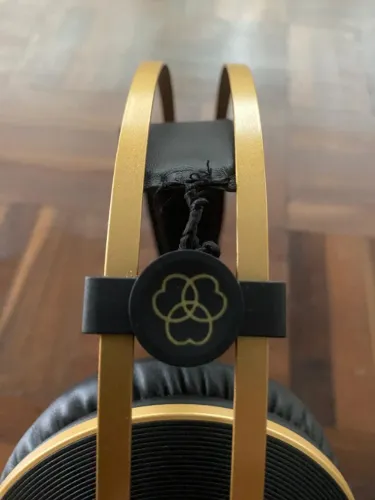 Fone de Ouvido Profissional