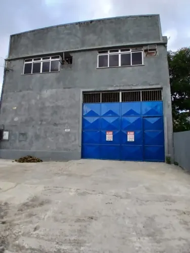 Galpão em Nova Iguaçu, 300m2