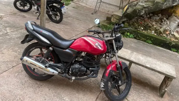 Moto no precinho 