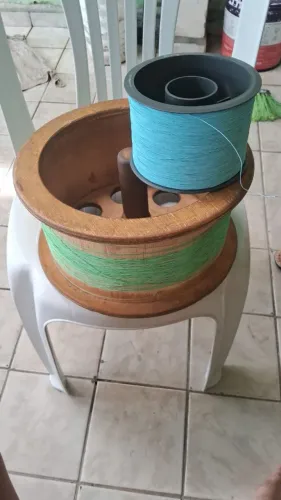 Carretilha e linha 2mil jarda fio 5