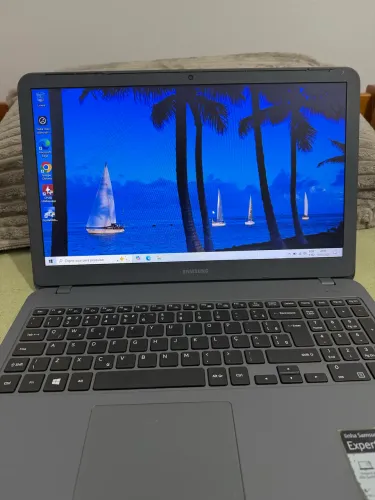 Notebook Samsung Core i5 | SSD + HD (Rápido!) | Ideal p/ Estudos e Trabalho
