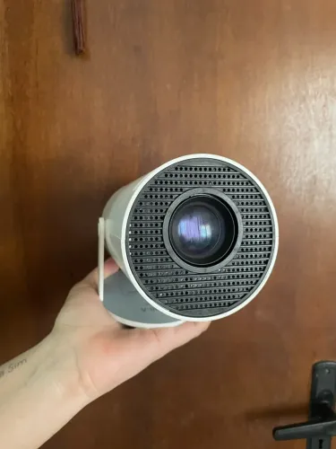 Mini Projetor Portátil HY300-A Branco