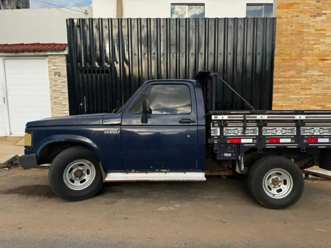 Chevrolet D-20 S / Luxe 3.9/4.0 Diesel 1995