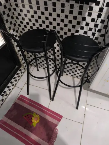 Vendo 2 banquetas retirada em Nilópolis