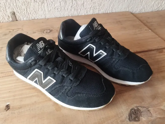 Tênis new balance novo original tamanho 35 modelo 373
