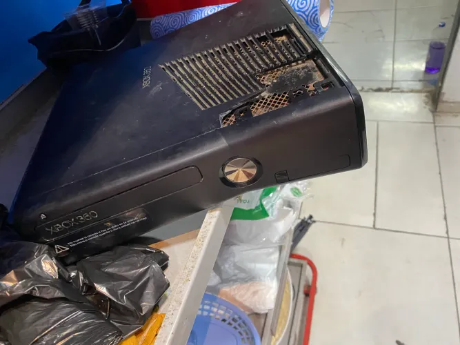 Xbox caiu e não ligou mas