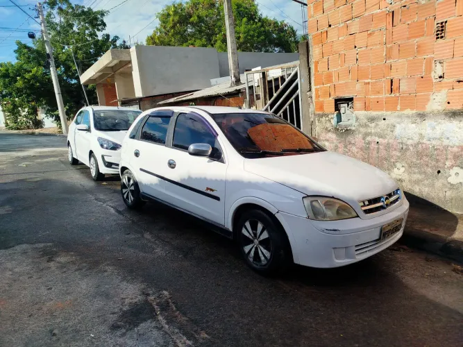 Chevrolet Corsa Hatchback 1.0 MPFI 8V 71cv 5P 2004