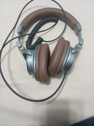 Fone Behringer BH470