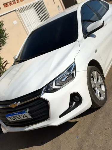 Chevrolet Onix Plus LTZ 1.0 12V TB Flex Aut. 4P 2025