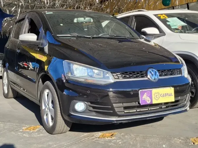 Volkswagen Fox Rock IN RIO 1.6 MI Total Flex 8V 5P 2016