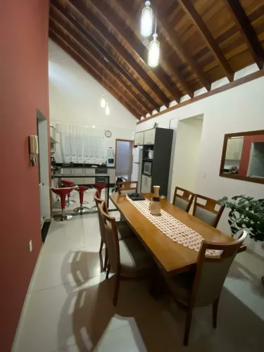 Casa à venda em Piranguinho, Centro, com 4 quartos, com 180 m²