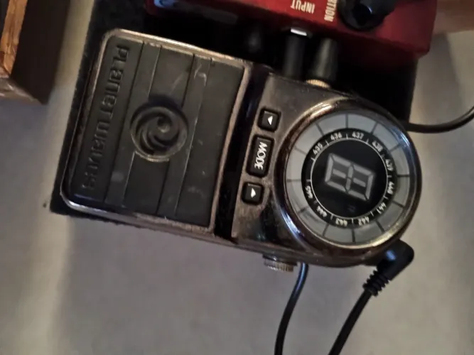 Pedal Planet Waves Tuner afinador