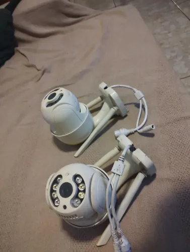 VENDO 2 CÂMERAS INFRAVERMELHO
