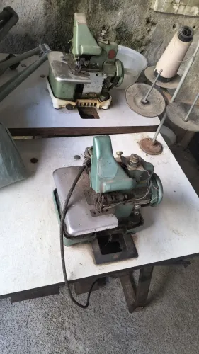 Vende-se 2 máquinas de custura
