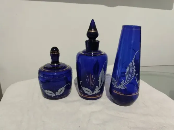 Bombonier e Potiche e Vaso Em Vidro Azul Vintage Pintado A Mão (Usado)