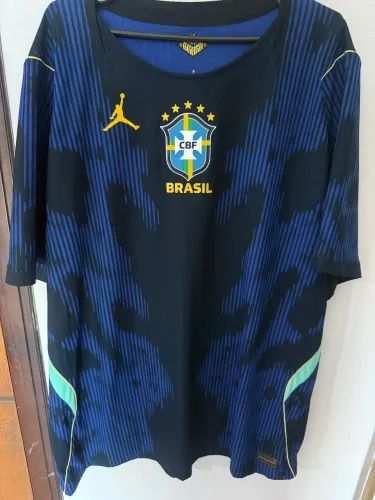 Camisa Brasil de JOGADOR pelo preço de torcedor