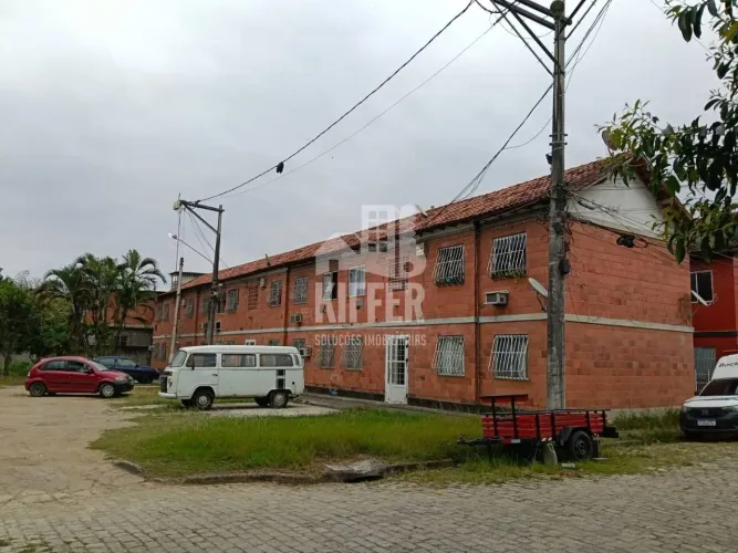 Apartamento com 2 dormitórios à venda, 75 m² por R$ 135.000,00 - Colubande - São Gonçalo/R