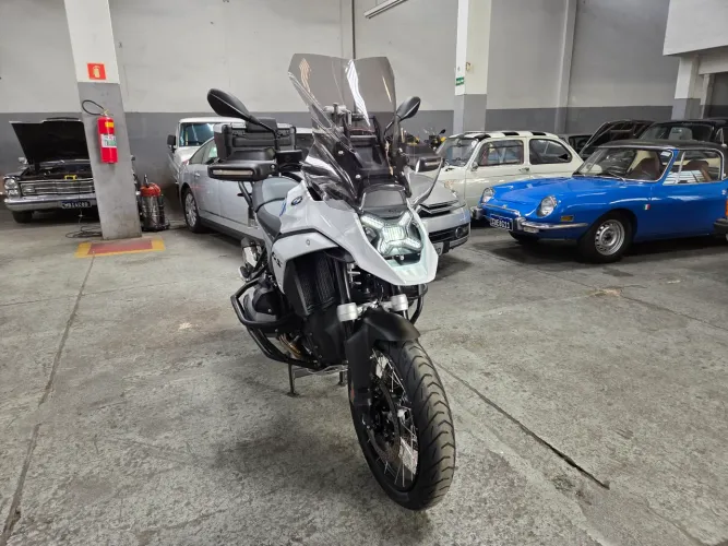GS 1300
