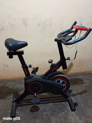 Vendo bicicleta argometrica Kodi nova uma vez usada pra ir embora hoje não entrego.