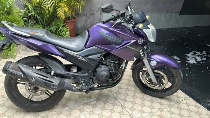 Fazer 250 10/11