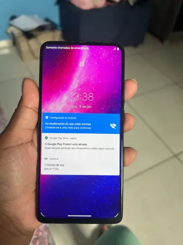 Celular motorola one hype
