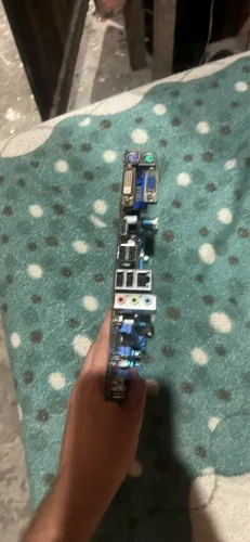 Vendo placa mãe da asus com processador Intel 3