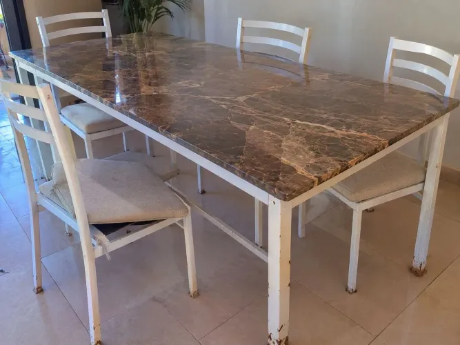 Mesa de mármore 6 cadeira - sem as cadeiras