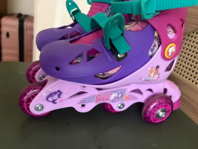 Patins Barbie Ajustável (tamanhos 29 ao 32- usado