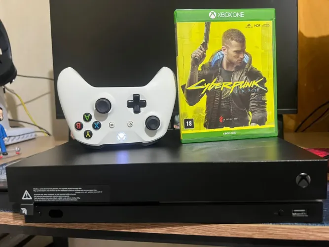 Xbox one x  console impecável