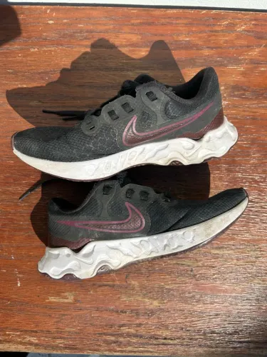 Tênis Nike