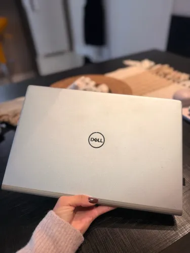 Notebook Dell Inspiron 5402 i5 11ª Geração | 8GB RAM | SSD 256GB | Ótimo Estado