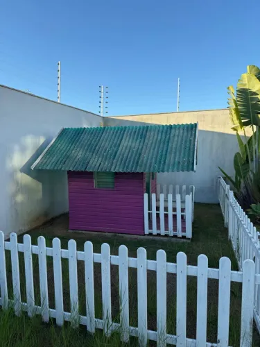 Casinha de Madeira infantil