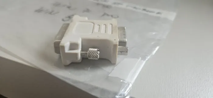 DVI-I macho para VGA fêmea.