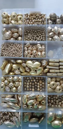 Peças para artesanato e bijuterias