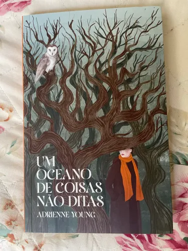 Livro TAG Um Oceano de coisas não ditas