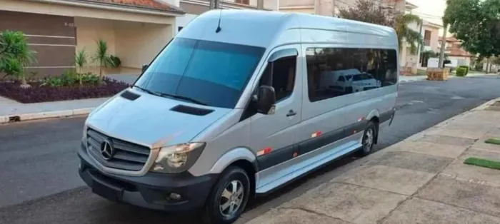 Sprinter 415 Executiva 16 Lugares  2017