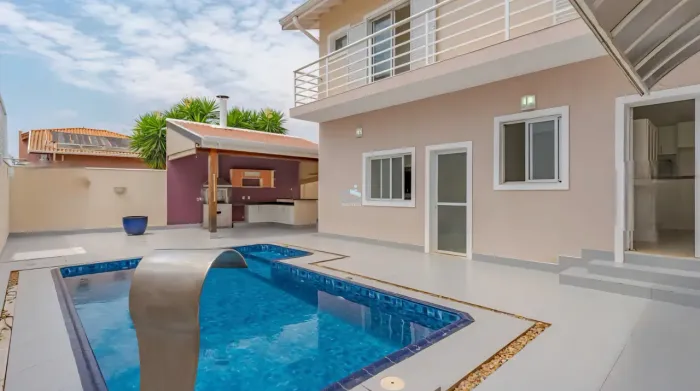 CASA À VENDA EM PAULÍNIA, CONDOMÍNIO PAINEIRAS.