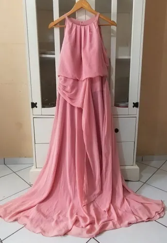 Roupas em ótimo estado.